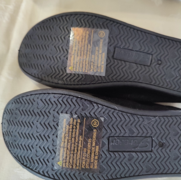 Size 5 1/2 Glitter Thread Forever Laced Sneakers Forever by Forever Link - Picture 2 of 7